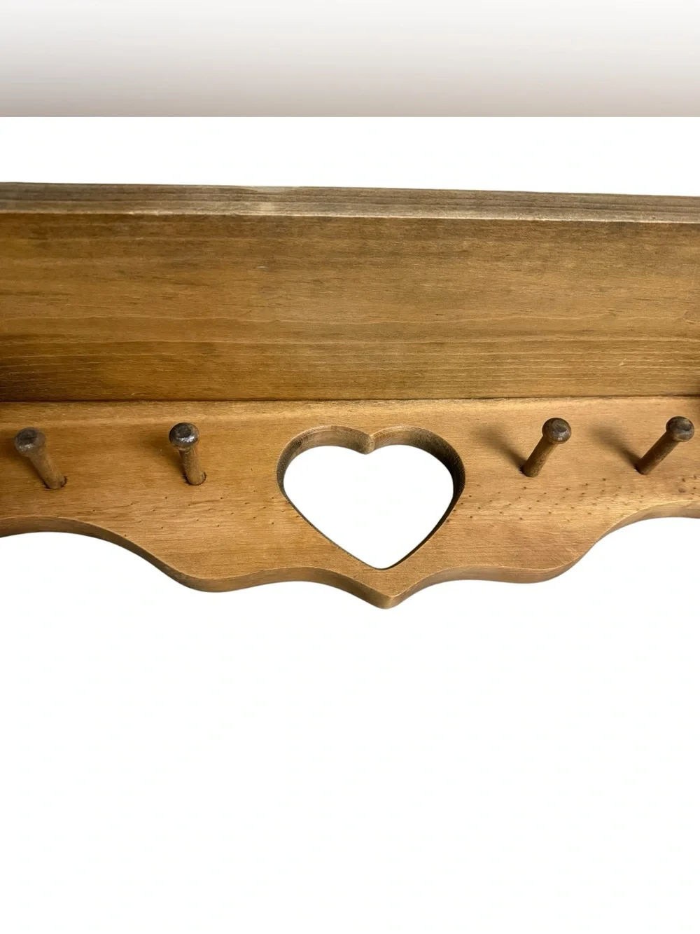 Vintage Rustic Wooden Wall Shelf With A Prominent Heart-Shape Cutout 4 Peg Hooks
